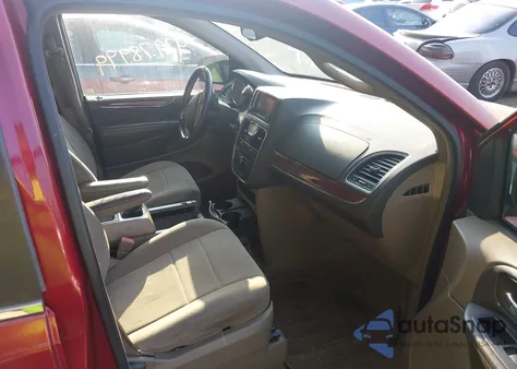 2011 Chrysler Town & Country Touring z USA, uszkodzony, nr VIN 2A4RR5DG9BR638753